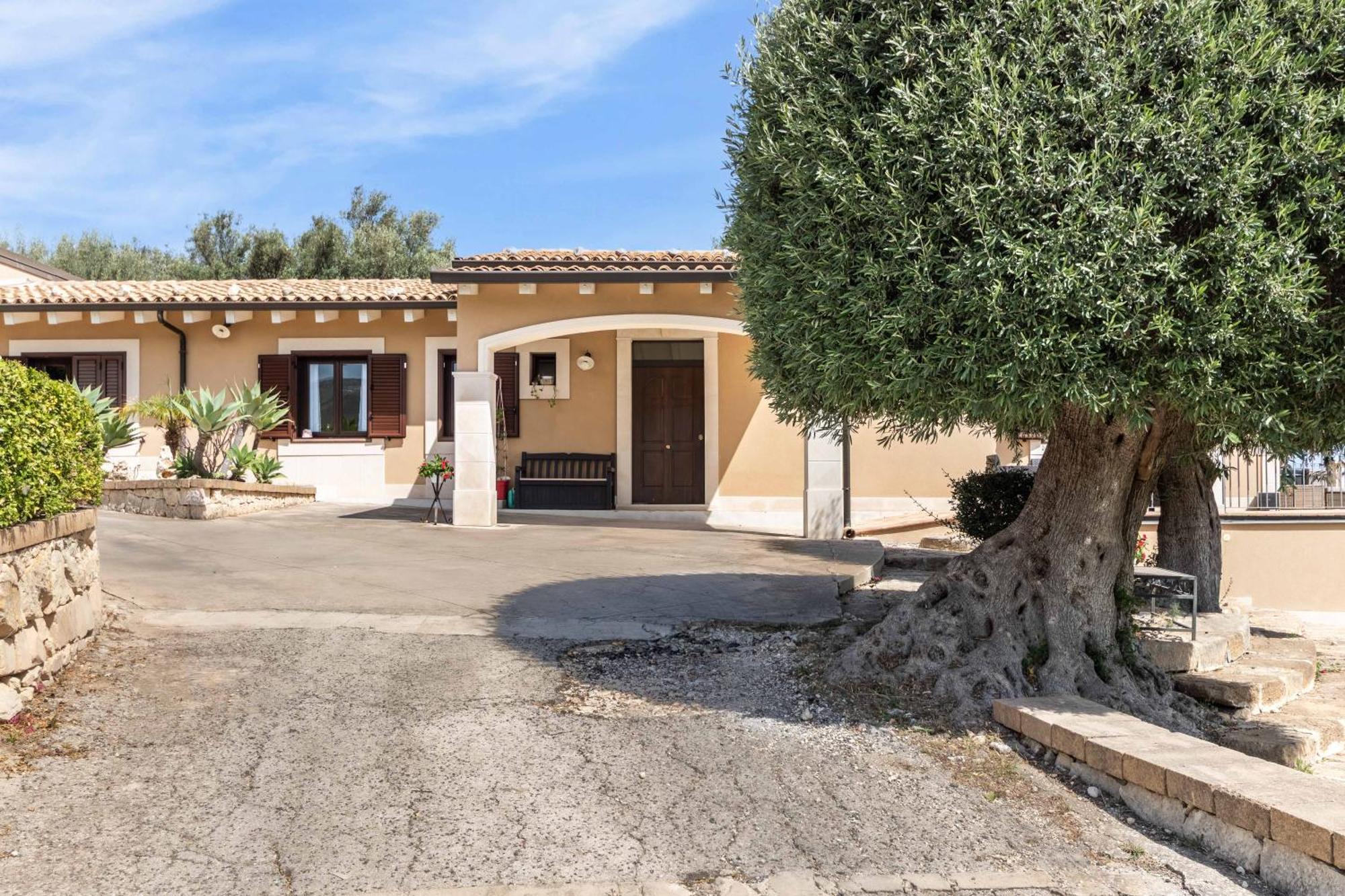 Villa Badessa Noto Buitenkant foto